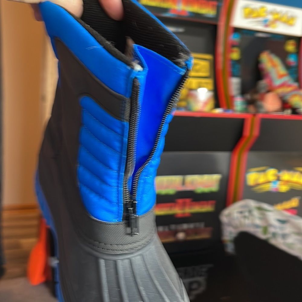 Arctic Shield Snow Boots Sz 5 Black Blue Zip Front - Picture 11 of 13